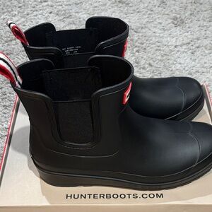 Hunter Black Chelsea Rain Boots with Red Detail